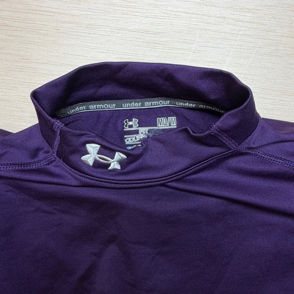 Under Armour Cold Gear Mock Turtleneck Shirt Women’s Medium Purple Compression - Picture 3 of 7